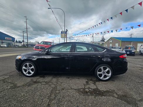Used 2016 Ford Fusion S w/ Equipment Group 101A FWD image 4