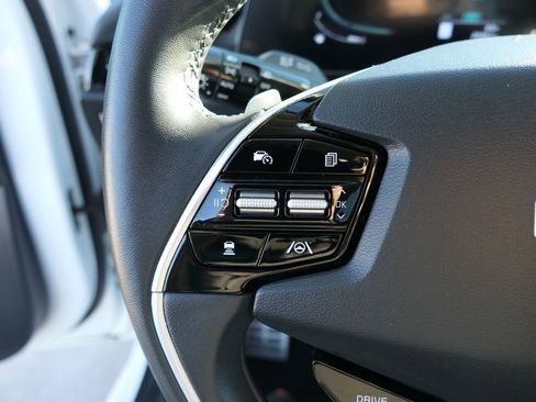 Used 2023 Kia Niro EX Touring image 15