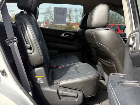 Used 2013 Nissan Pathfinder SL w/ Trailer Tow Pkg image 12