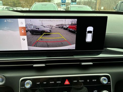 Used 2025 Genesis GV80 2.5T image 32