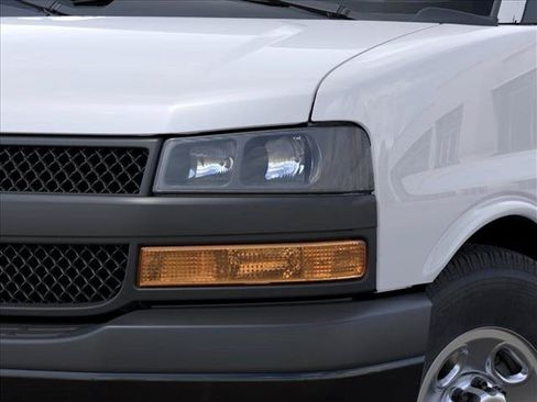 New 2026 Chevrolet Express 2500 w/ Driver Convenience Package RWD image 10
