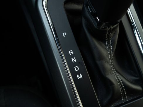 Used 2020 Ford F150 XLT w/ Equipment Group 302A Luxury image 29