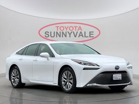 Certified 2022 Toyota Mirai w/ Advanced Technology Package RWD image 10