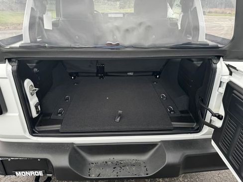 New 2026 Jeep Wrangler Unlimited Sport AWD/4WD image 17