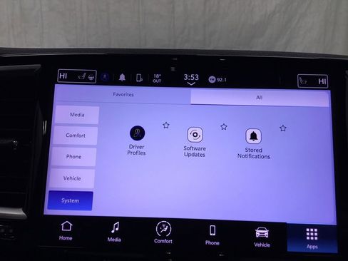 Used 2023 Chrysler Pacifica Touring image 30