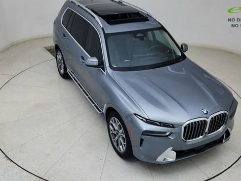 Used 2025 BMW X7 xDrive40i AWD/4WD image 81