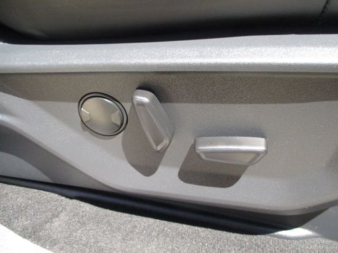 Used 2025 Ford Expedition Max Platinum AWD/4WD image 53