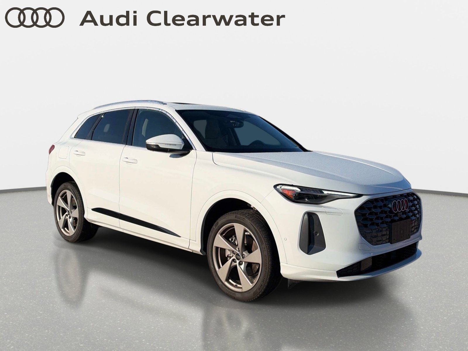 Used 2025 Audi Q5 Premium Plus AWD/4WD image 4