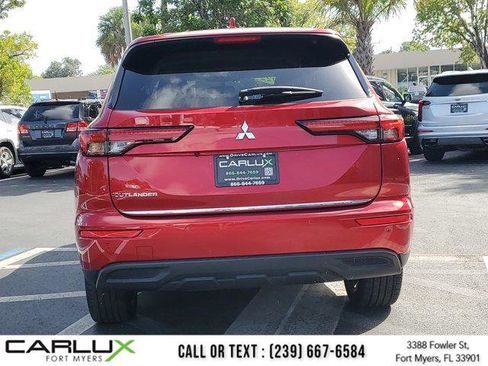 Used 2022 Mitsubishi Outlander ES image 6
