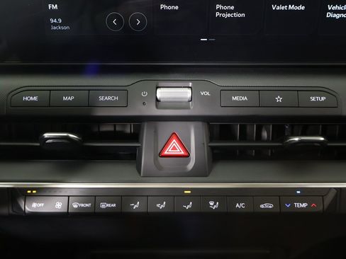 Used 2025 Kia K4 LXS image 44