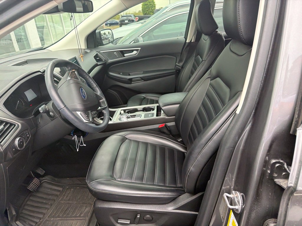 Used 2024 Ford Edge SEL w/ Convenience Package AWD/4WD image 10