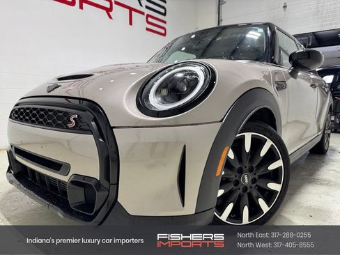 Used 2024 MINI Cooper S FWD image 1