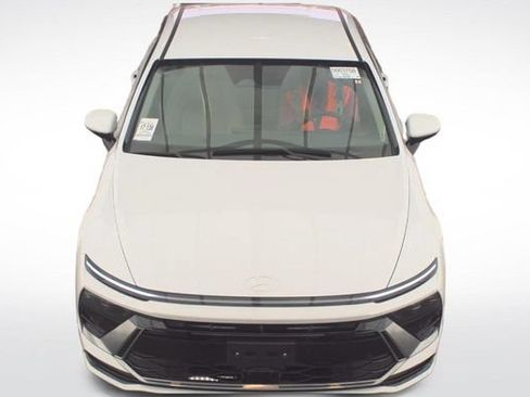 Used 2025 Hyundai Sonata SEL FWD image 8