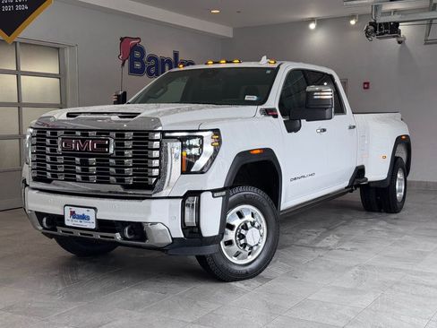 Certified 2024 GMC Sierra 3500 Denali w/ Denali Reserve Package image 2