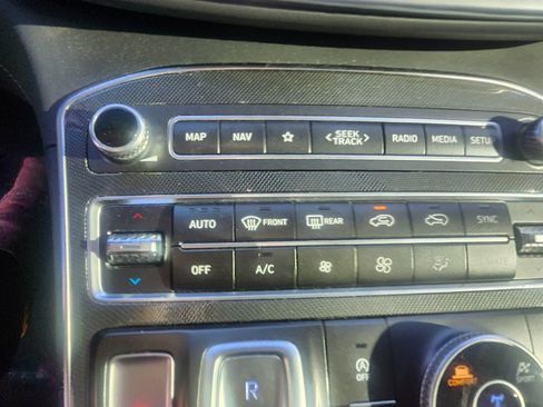 Used 2022 Hyundai Santa Fe SEL w/ Convenience + Premium Package image 12