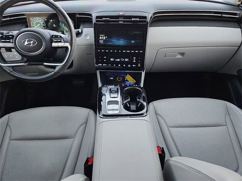 Certified 2022 Hyundai Tucson Limited image 8