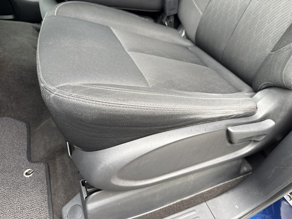 Used 2019 Nissan Titan SV AWD/4WD image 16