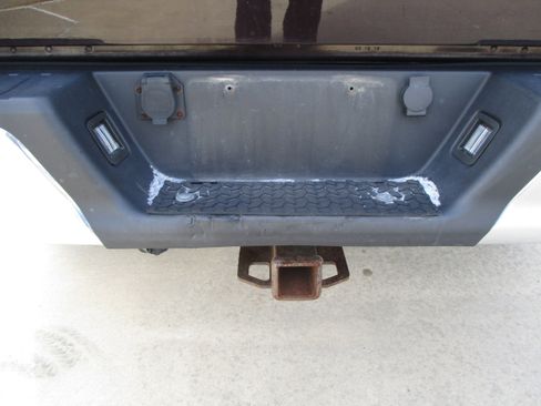 Used 2018 Ford F150 XLT image 5