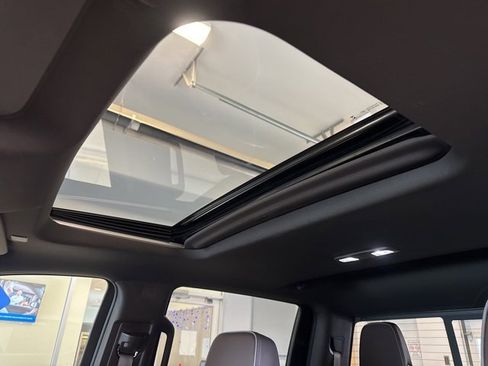 Used 2023 GMC Sierra 1500 Denali image 3