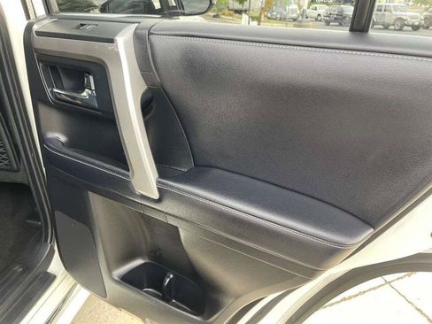 Used 2018 Toyota 4Runner Limited AWD/4WD image 93