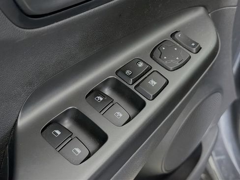 Used 2019 Hyundai Kona SEL FWD image 20