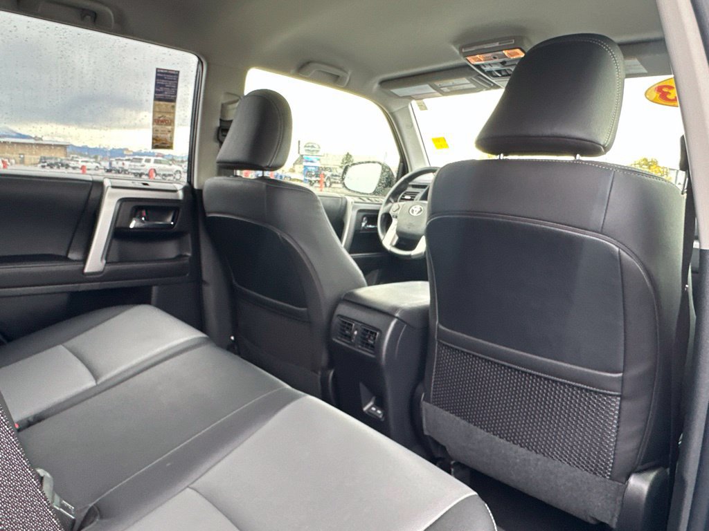 Used 2023 Toyota 4Runner SR5 Premium w/ SR5 Premium Package AWD/4WD image 15
