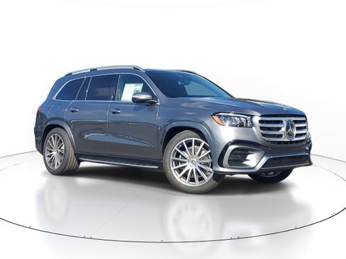New 2026 Mercedes-Benz GLS 580 4MATIC image 1