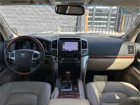 Used 2013 Toyota Land Cruiser AWD/4WD image 21