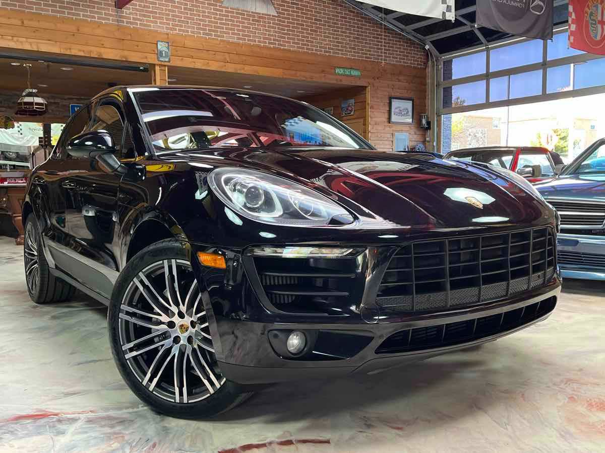 Used 2017 Porsche Macan S AWD/4WD image 4