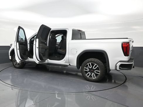 Used 2023 GMC Sierra 1500 AT4 w/ AT4 Premium Package AWD/4WD image 31