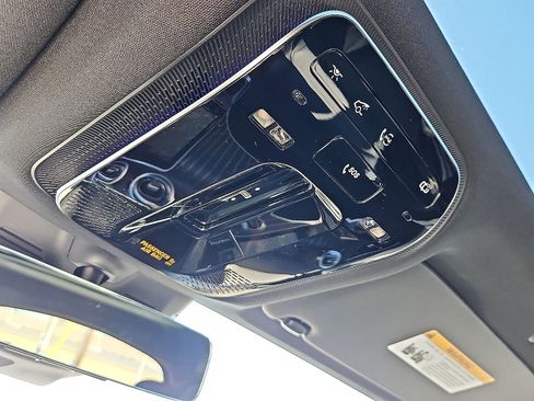 New 2026 Mercedes-Benz GLC 300 4MATIC image 17