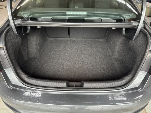 Used 2025 Volkswagen Jetta Sport image 27