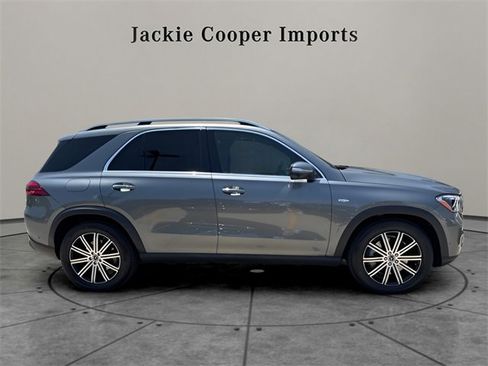 New 2025 Mercedes-Benz GLE 450e 4MATIC image 6