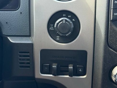 Used 2014 Ford F150 XLT w/ Equipment Group 302A Luxury AWD/4WD image 19