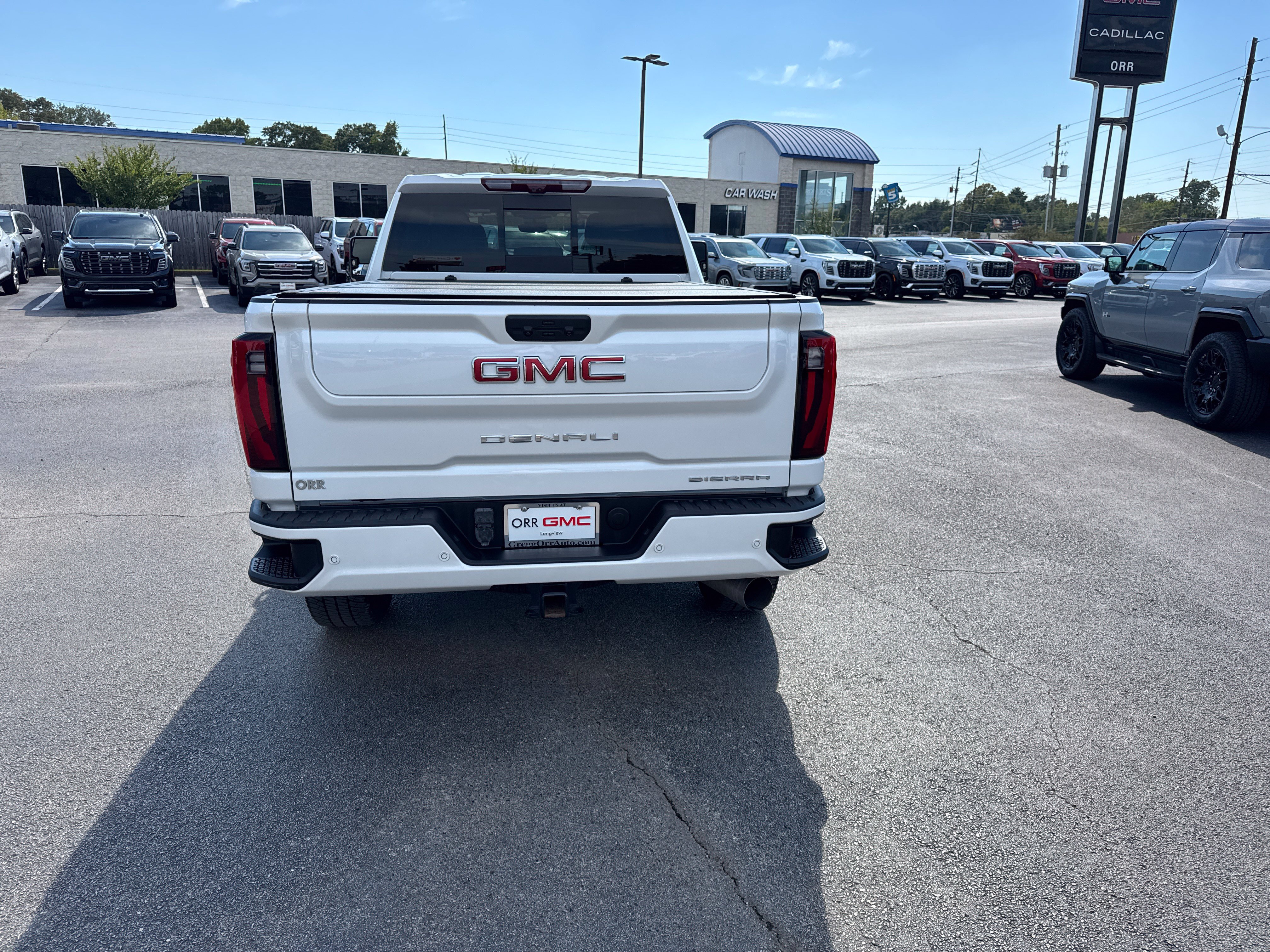 Used 2025 GMC Sierra 2500 Denali w/ Denali Reserve Package AWD/4WD image 4