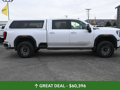 Used 2024 GMC Sierra 2500 Denali w/ Denali Reserve Package AWD/4WD image 5