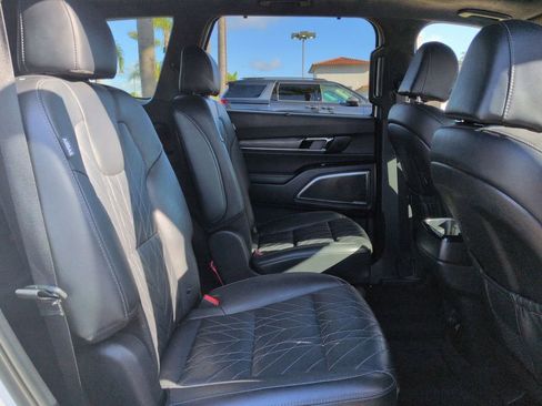 Certified 2024 Kia Telluride SX Prestige X-Line AWD/4WD image 28
