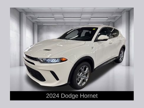 Used 2024 Dodge Hornet R/T image 1