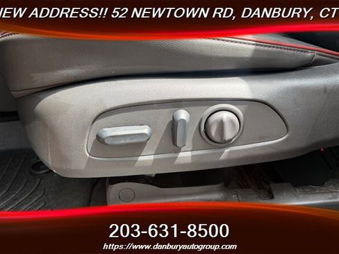 Used 2024 Chevrolet TrailBlazer RS w/ Convenience Package AWD/4WD image 16