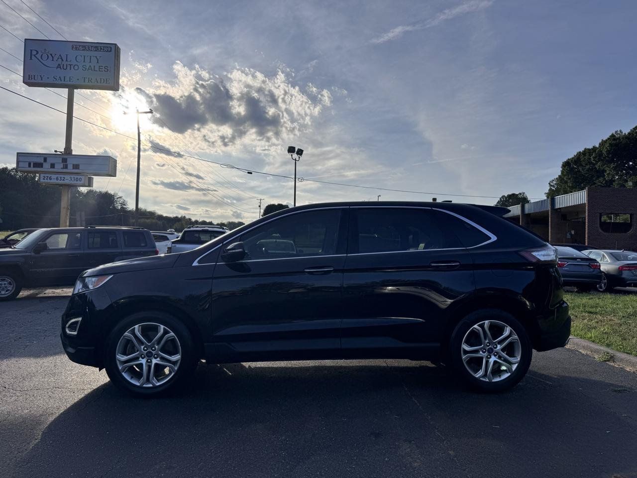 Used 2017 Ford Edge Titanium w/ Canadian Touring Package AWD/4WD image 8