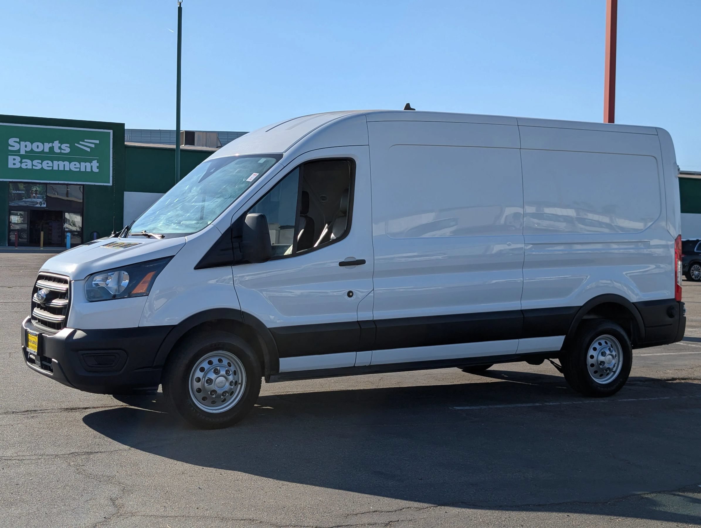 Used 2020 Ford Transit 350 Medium Roof RWD image 3