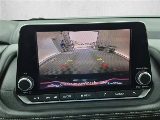 Used 2026 Nissan Rogue SV FWD image 14