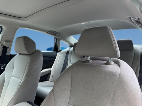 Used 2024 Honda Accord EX image 16