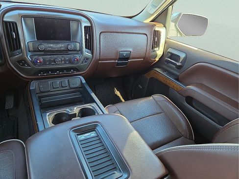 Used 2017 Chevrolet Silverado 1500 High Country image 12