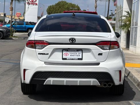 Certified 2022 Toyota Corolla SE w/ Carpet Mat Package (TMS) FWD image 6