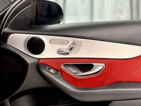 Used 2019 Mercedes-Benz C 300 4MATIC Sedan image 40