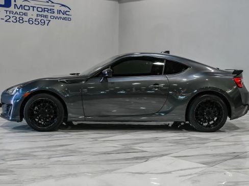 Used 2018 Subaru BRZ Limited w/ Popular Package #3 RWD image 16