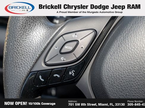 Used 2020 Toyota C-HR LE image 29