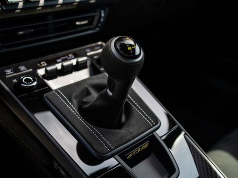 Used 2025 Porsche 911 GT3 RS RWD image 19