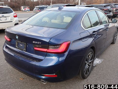 Used 2020 BMW 330i xDrive 330i xDrive w/ Driving Assistance Package image 4